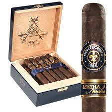 Montecristo Media Noche Robusto - Imagen 1
