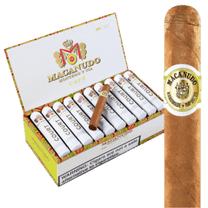 Macanudo Court